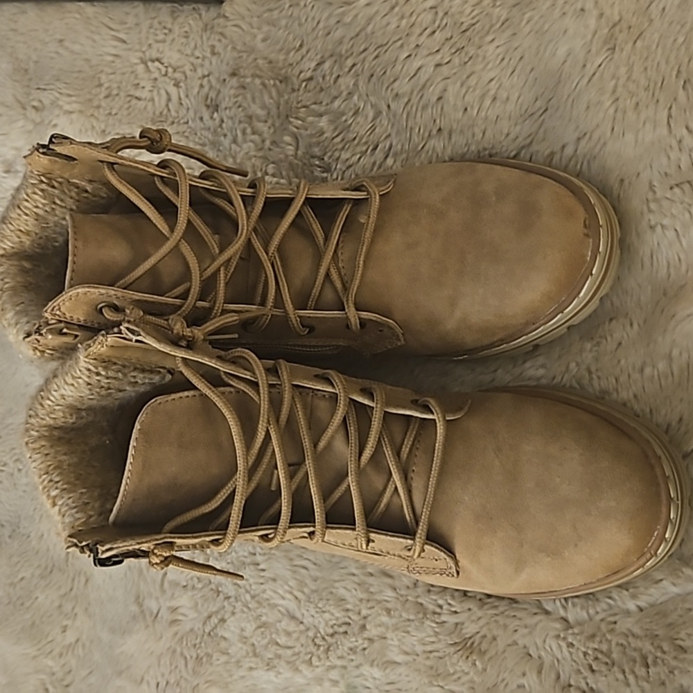 Womens boots